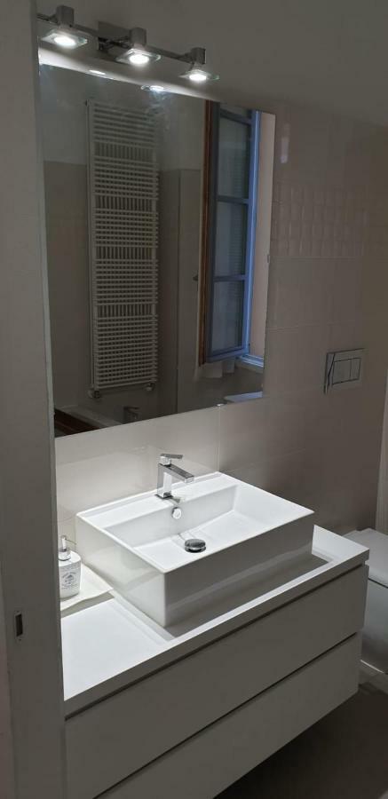 Piazza San Rocco Suite Art Verbania Exterior foto